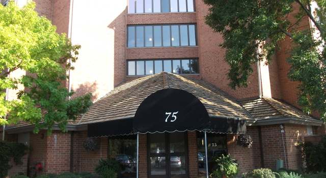 Photo of 75 Kristin Dr #104, Schaumburg, IL 60195