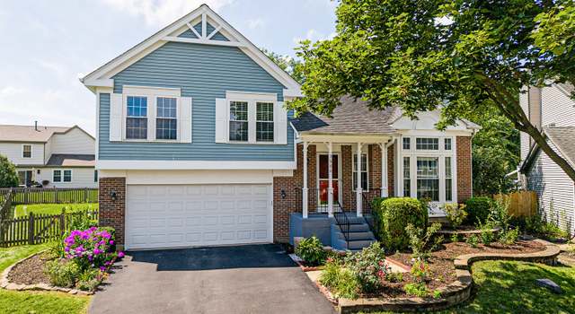 Property at 3500 Fairfax Ct W, Aurora, IL 60504, 3 beds, 2 baths