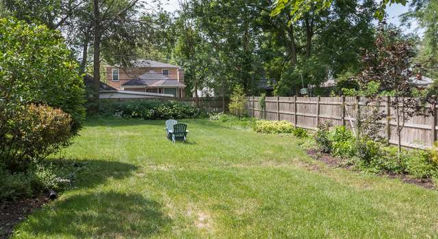 Photo of 1026 E Willow Ave, Wheaton, IL 60187