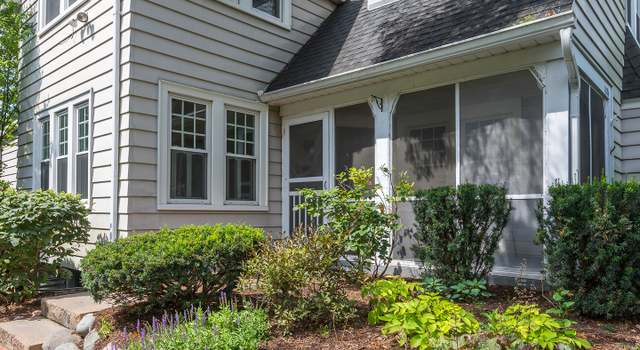 Photo of 1026 E Willow Ave, Wheaton, IL 60187