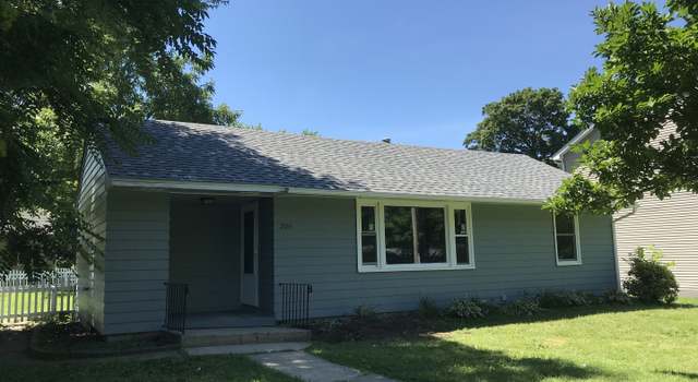 Photo of 206 E Liberty St, Newark, IL 60541