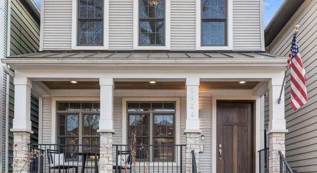 Photo of 1909 W Newport Ave, Chicago, IL 60657