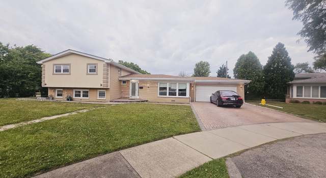 Photo of 9339 Overhill Ct, Morton Grove, IL 60053