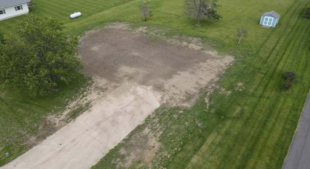 Photo of 11 N 200 East Rd, Hammond, IL 61929
