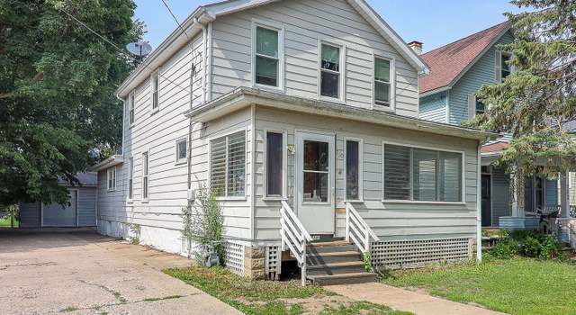 Photo of 710 E Benton St, Aurora, IL 60505