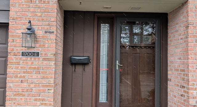 Photo of 1700 Wildberry Dr Unit E, Glenview, IL 60025