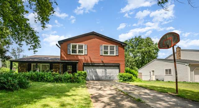 Photo of 1425 Stonegate Rd, Naperville, IL 60540