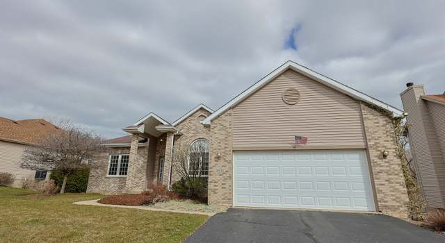 Property at 3631 Creekside Ct, Winthrop Harbor, IL 60096, 4 beds, 3 baths