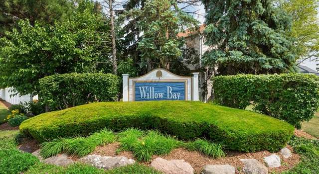 Photo of 2370 Nantucket Ln, Elgin, IL 60123