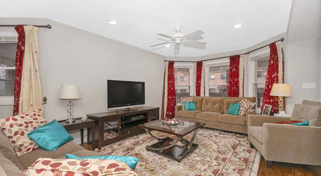 Photo of 4441 N Harding Ave, Chicago, IL 60625