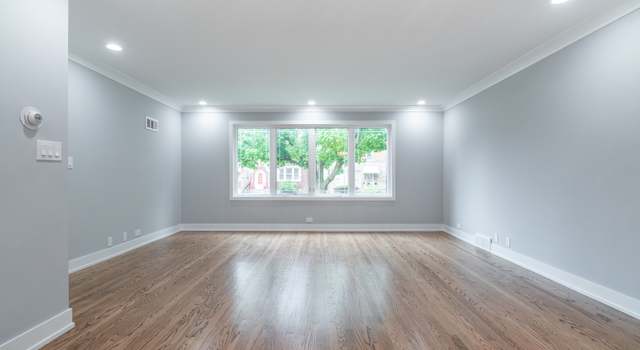 Photo of 5730 N Richmond St, Chicago, IL 60659
