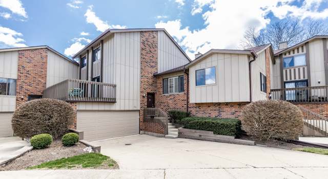 Photo of 37 Portwine Rd, Willowbrook, IL 60527