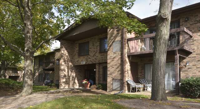 Photo of 1120 E Randville Dr Unit 202C, Palatine, IL 60074