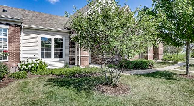 Photo of 2670 Barrington Cir, Naperville, IL 60564