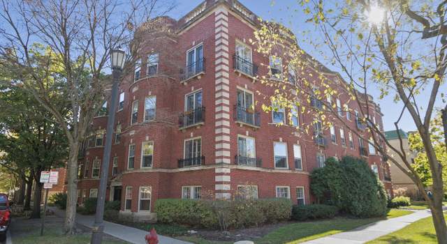 Photo of 240 Lee St #3, Evanston, IL 60202