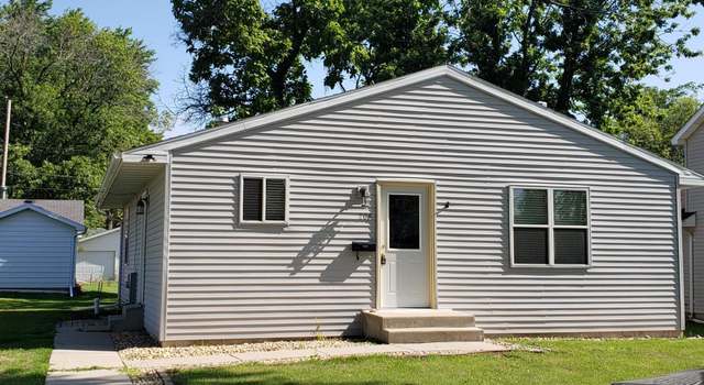 Photo of 206 E Seminole St, Dwight, IL 60420