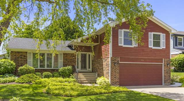 Photo of 1534 Gainesboro Dr, Wheaton, IL 60189