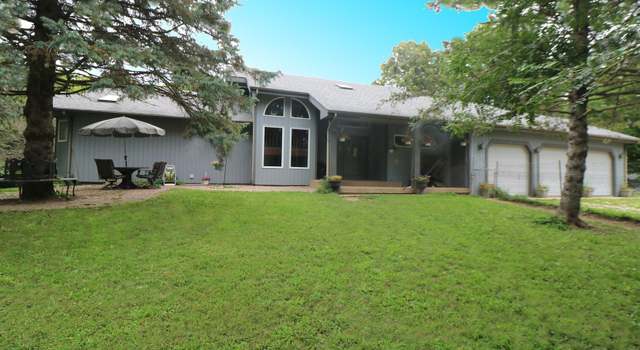Photo of 18720 Kishwaukee Valley Rd, Marengo, IL 60152