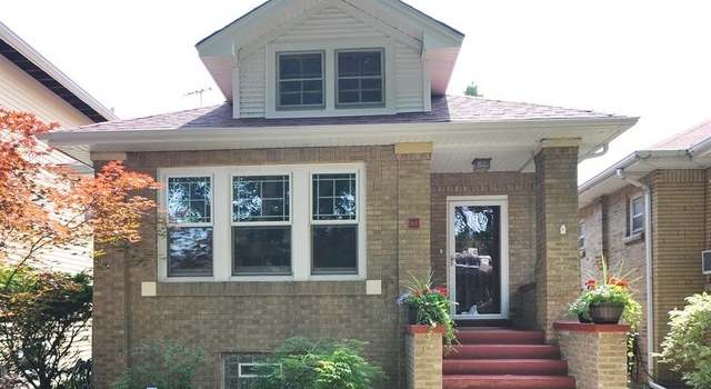 Photo of 2637 W Eastwood Ave, Chicago, IL 60625