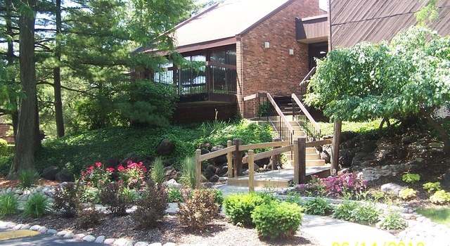 Photo of 14513 Sussex Ct Unit M4, Oak Forest, IL 60452