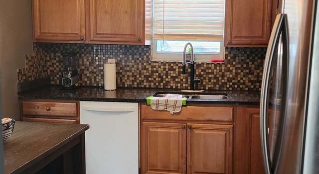 Photo of 409 Hyde Park Ave, Bellwood, IL 60104