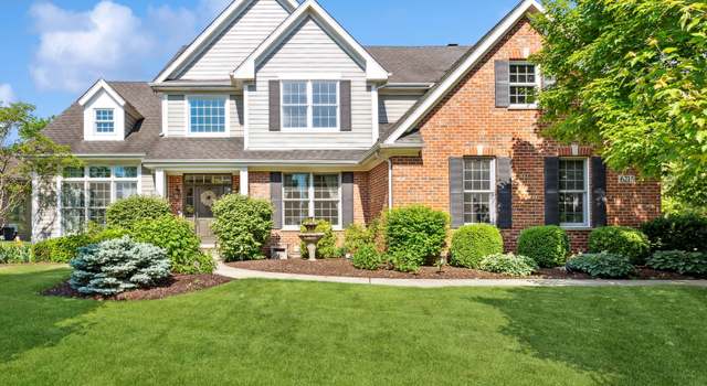 Photo of 6215 Stonecastle Ln, Lakewood, IL 60014