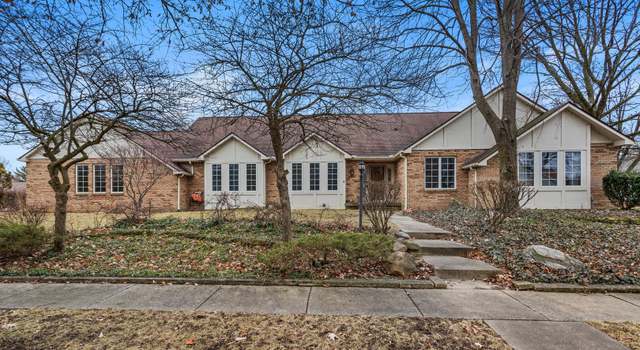 Photo of 2202 Edgewater Pl, Champaign, IL 61822