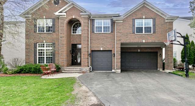 Photo of 6605 Majestic Way, Carpentersville, IL 60110