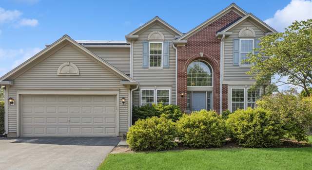 Photo of 4 Boxelder Ct, Bolingbrook, IL 60490