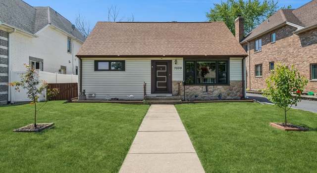 Photo of 7039 Palma Ln, Morton Grove, IL 60053