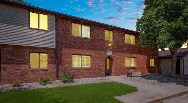 Photo of 1204 Dean Dr #3, Urbana, IL 61802
