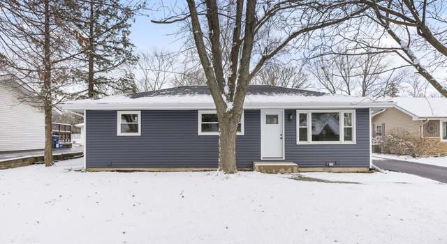 Photo of 5939 Pershing Ave, Downers Grove, IL 60516