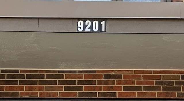 Photo of 9201 Drake Ave #406, Evanston, IL 60203
