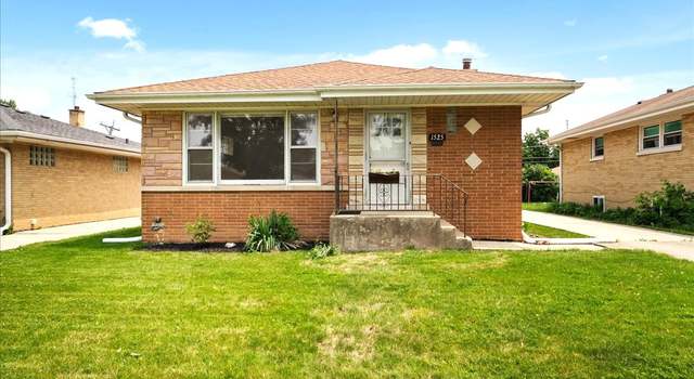 Photo of 1525 Forest Rd, La Grange Park, IL 60526