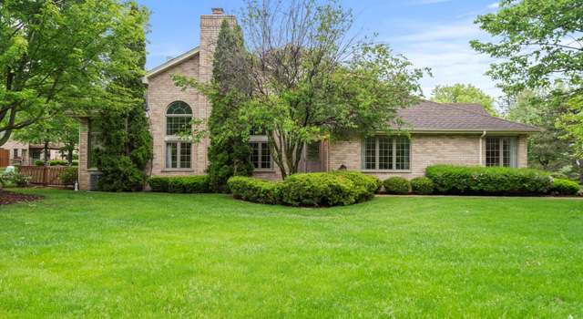 Photo of 16 Pine Needles Dr, Lemont, IL 60439