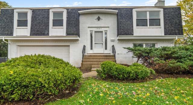 Photo of 1065 N Smith St, Palatine, IL 60067