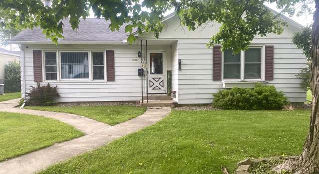 Photo of 1218 Riverside Ave, Streator, IL 61364