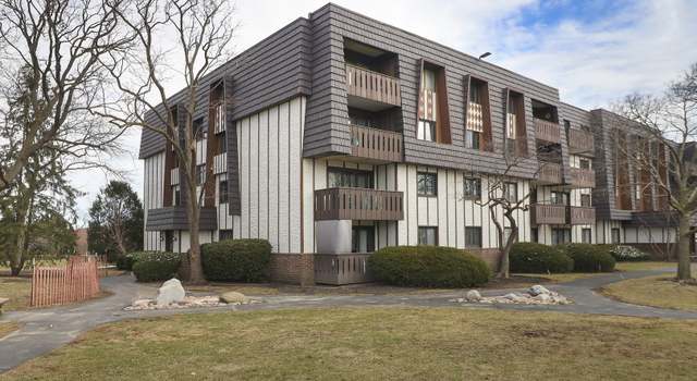 Photo of 13200 W Heiden Cir #2207, Lake Bluff, IL 60044