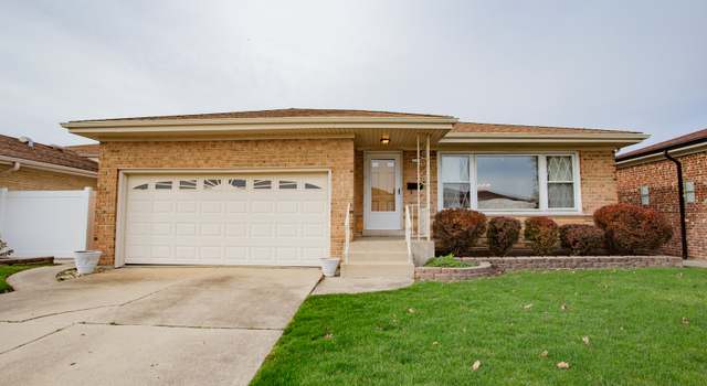 Photo of 4708 N Potawatomie Ave, Chicago, IL 60656