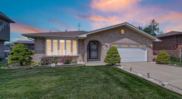 Photo of 7714 Natchez Ave, Burbank, IL 60459