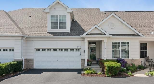 Photo of 880 Skyline Dr, Batavia, IL 60510