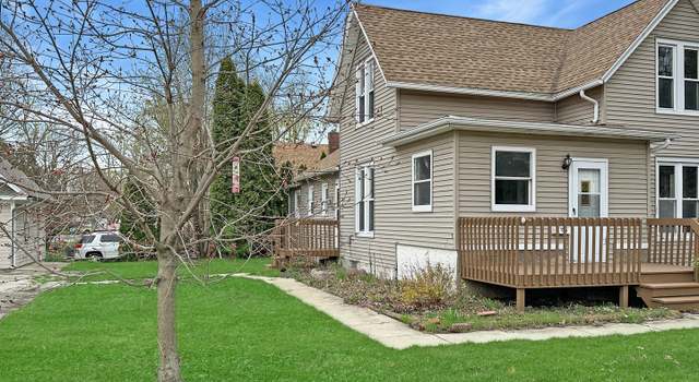Photo of 126 W Perry St, Belvidere, IL 61008