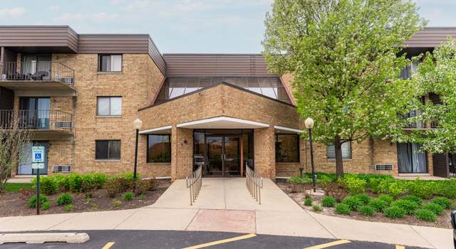 Photo of 5550 Astor Ln #123, Rolling Meadows, IL 60008