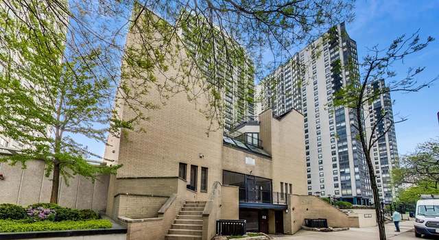 Photo of 5747 N Sheridan Rd Unit R, Chicago, IL 60660