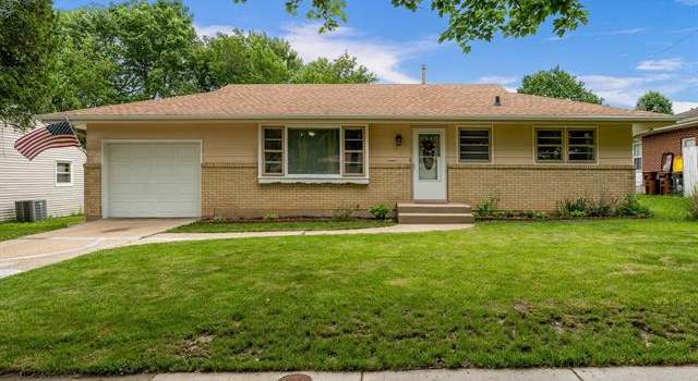 Photo of 722 Hawthorne Ave, Rockford, IL 61108
