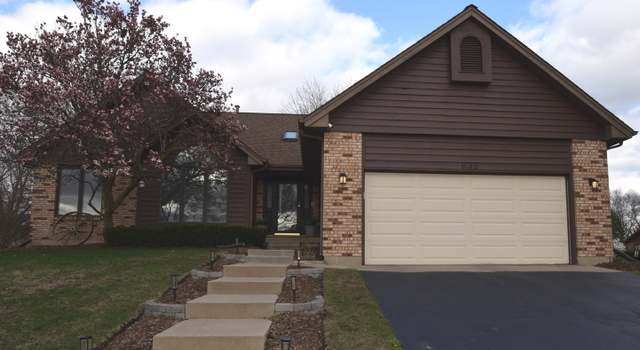 Photo of 639 Eisenhower St, Marengo, IL 60152