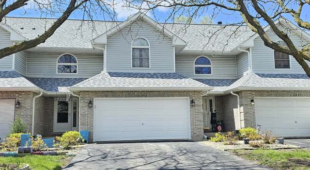 Photo of 2205 Daffodil Dr, Crest Hill, IL 60403