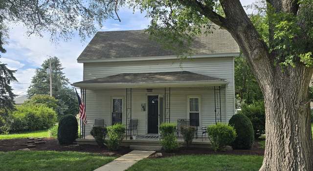 Photo of 108 E Center St, Seymour, IL 61875
