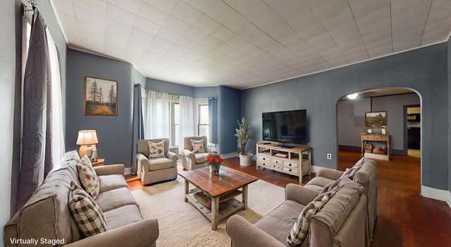 Photo of 108 E Center St, Seymour, IL 61875