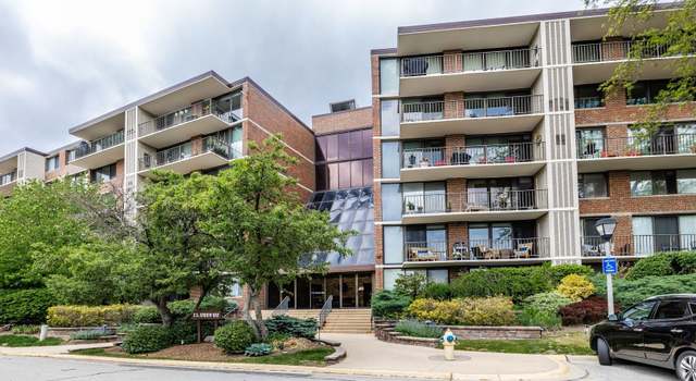 Photo of 2 S Atrium Way #301, Elmhurst, IL 60126